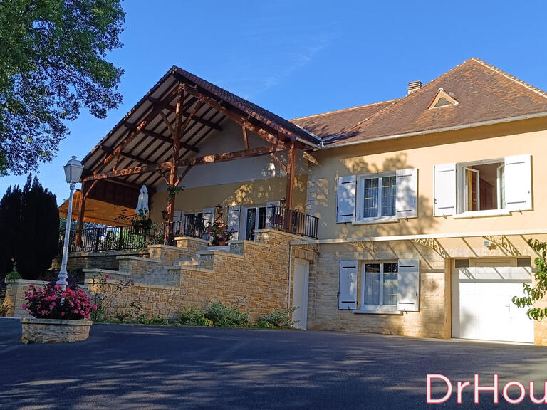 Vente Villa Notre-Dame-de-Sanilhac - 4 chambres