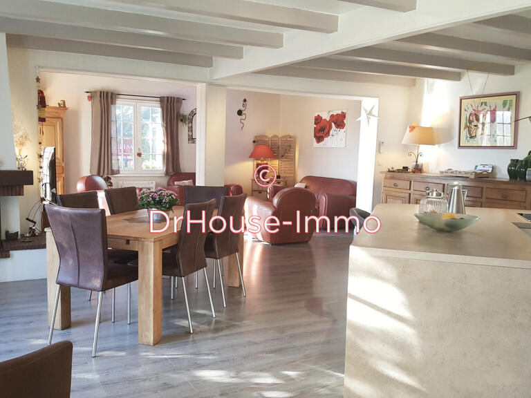 Villa Nuaillé-d'Aunis - 4 bedrooms - 203m²