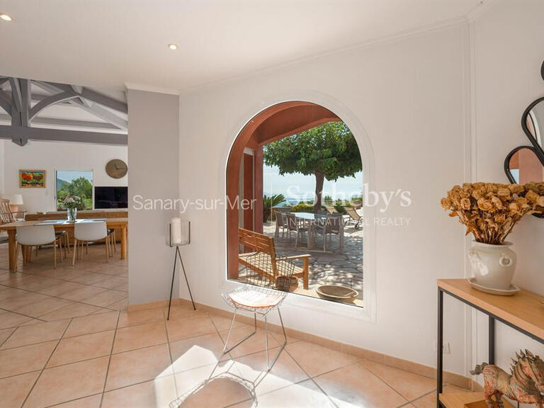 House Ollioules - 4 bedrooms - 221m²