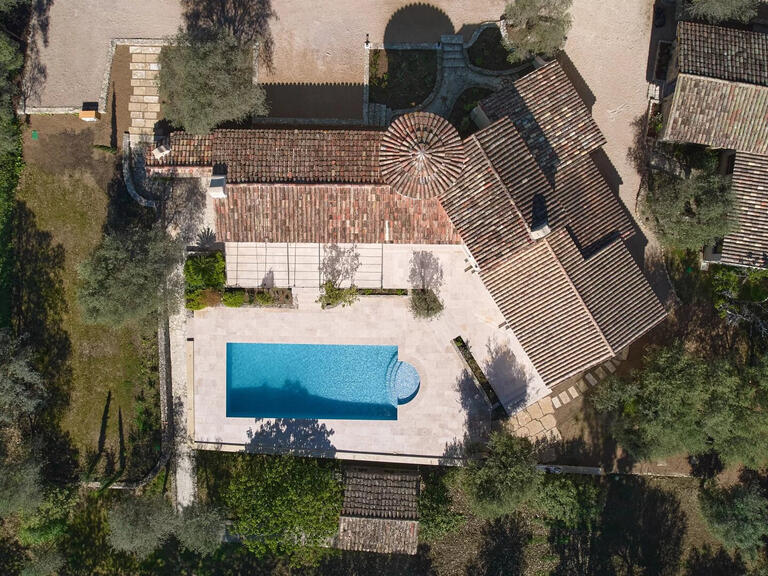 Villa Opio - 5 bedrooms - 291m²