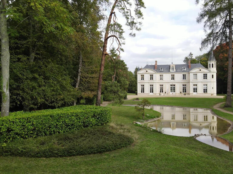 Castle Orléans - 6 bedrooms - 365m²