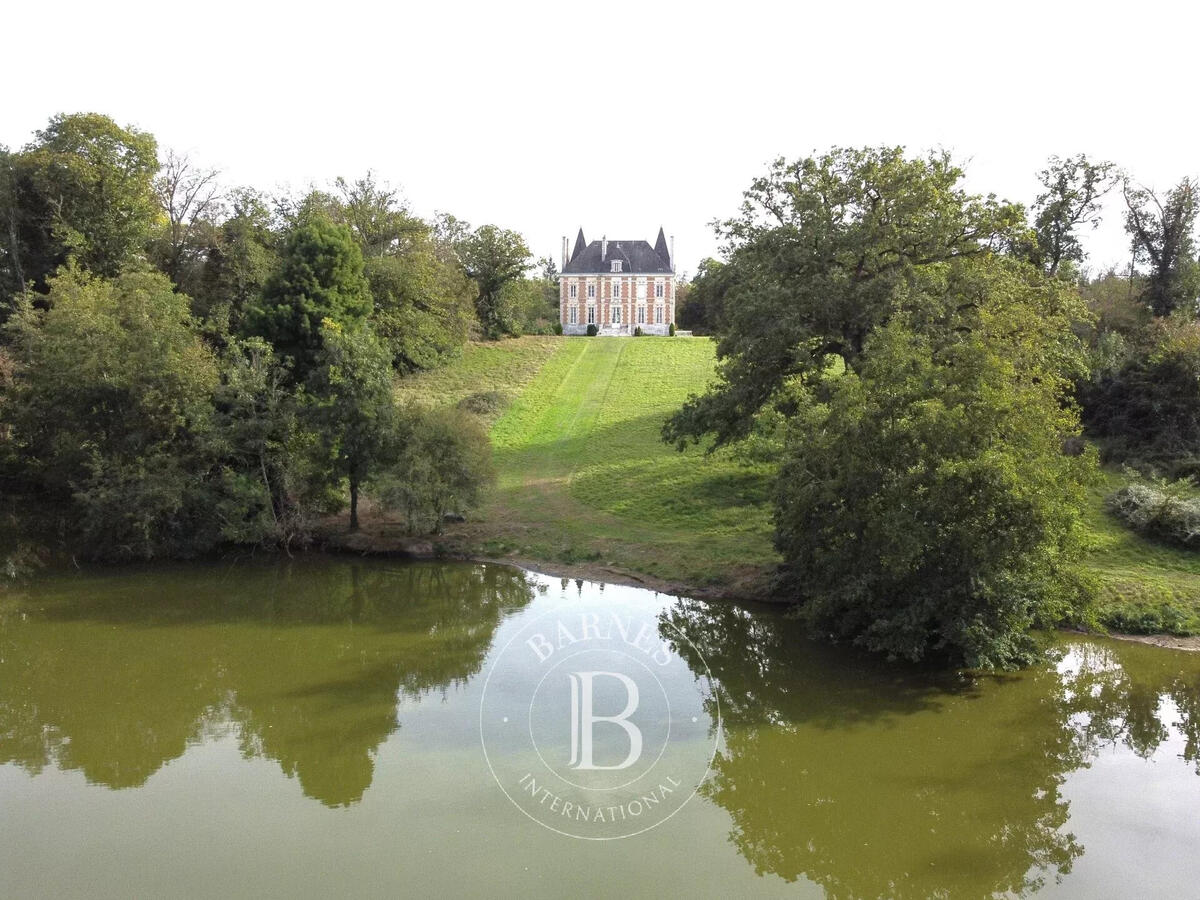 Castle Orléans