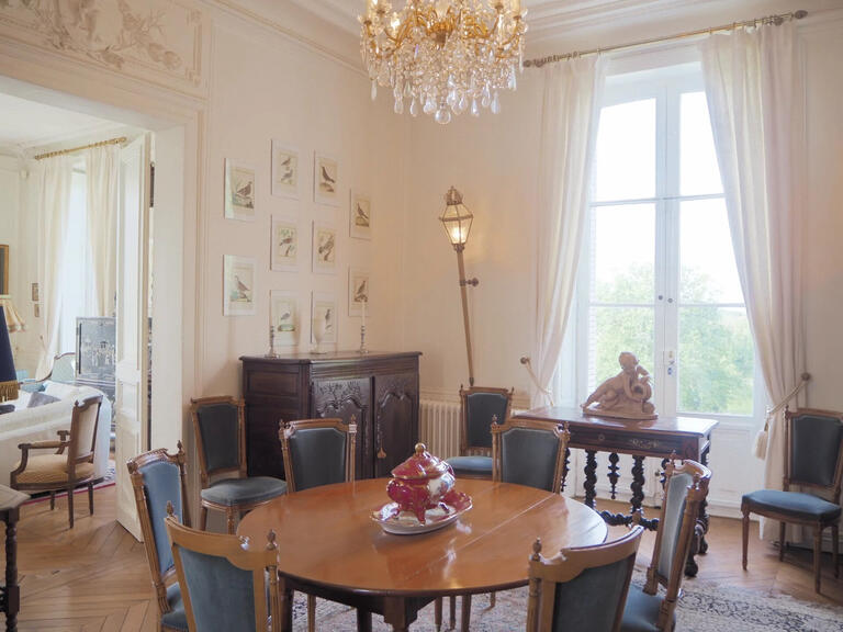 Castle Orléans - 14 bedrooms - 534m²