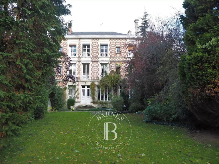 Mansion Orléans - 9 bedrooms - 470m²