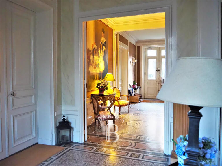 Mansion Orléans - 9 bedrooms - 470m²