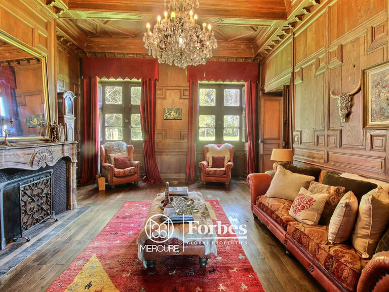 Castle Orthez - 10 bedrooms - 523m²