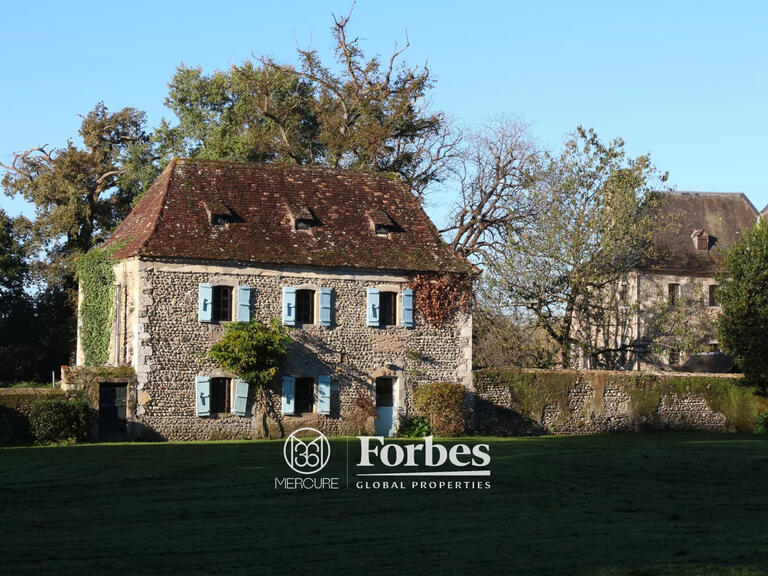 Château Orthez - 10 chambres - 523m²