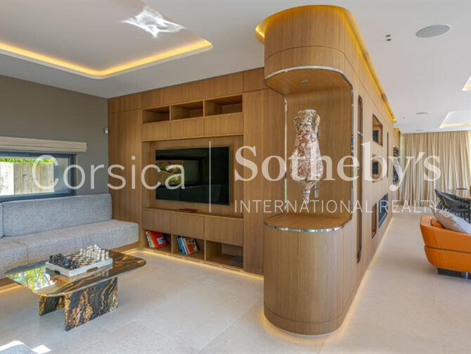 House Orto - 6 bedrooms - 440m²