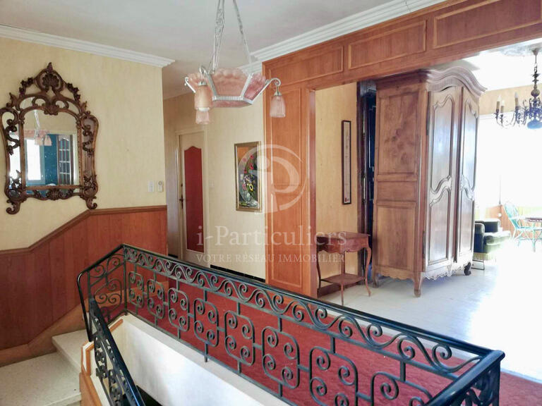 Maison Ouveillan - 5 chambres - 350m²