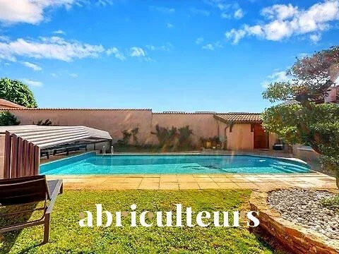 House Oytier-Saint-Oblas - 4 bedrooms - 340m²