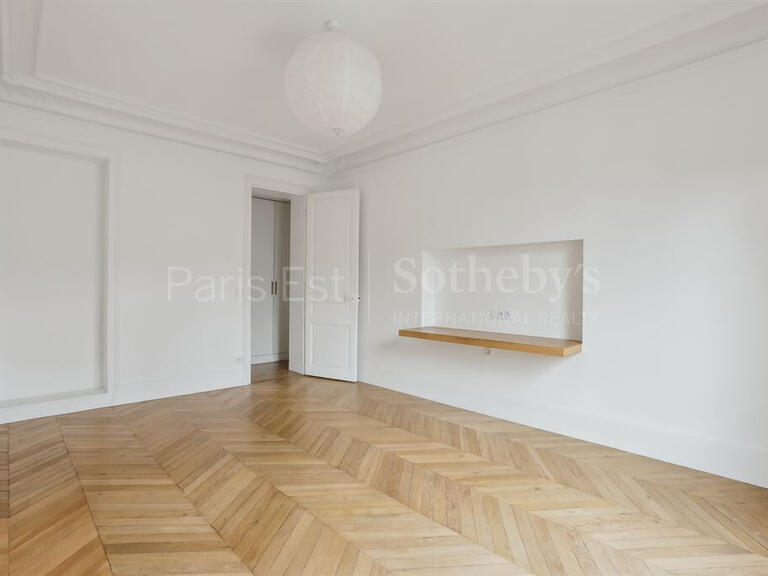 Appartement Paris 10e - 4 chambres - 171m²