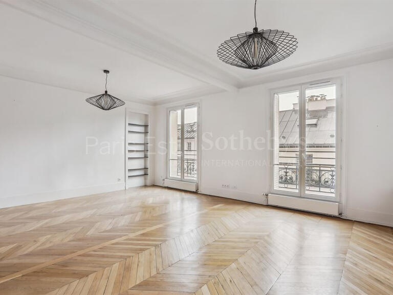 Appartement Paris 10e - 4 chambres - 171m²