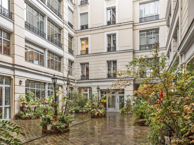 Appartement Paris 10e - 4 chambres - 171m²