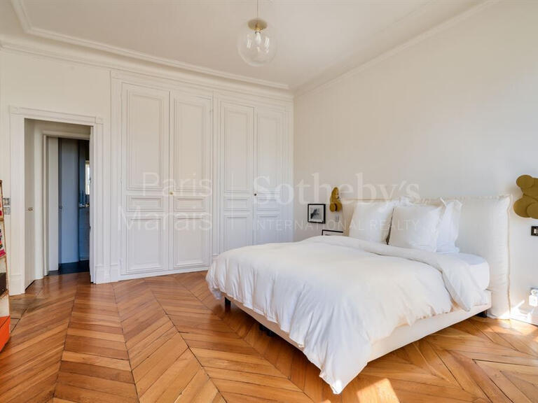 Appartement Paris 10e - 4 chambres - 175m²