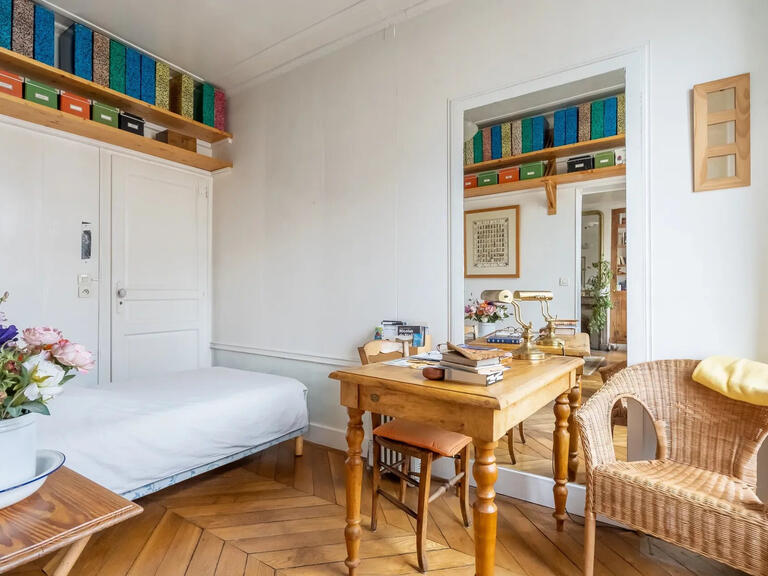 Apartment Paris 10e - 6 bedrooms - 98m²