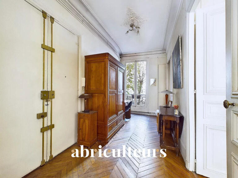 Apartment Paris 10e - 3 bedrooms - 156m²