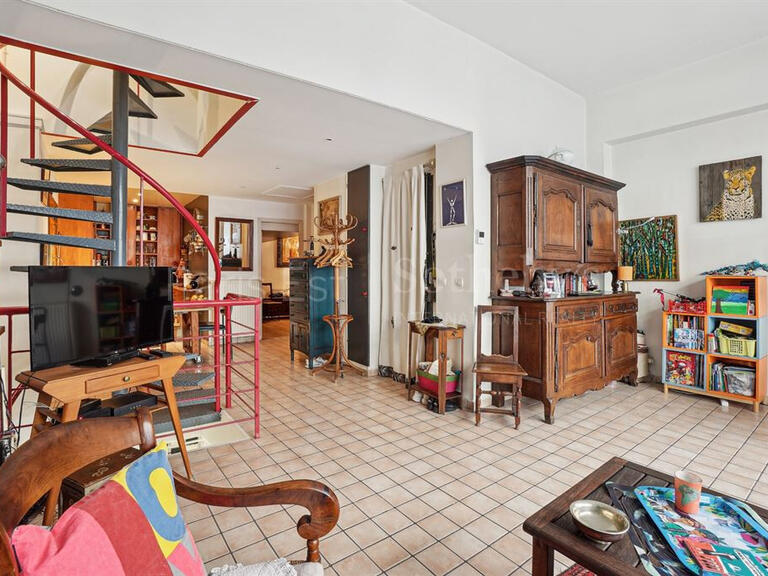 Apartment Paris 10e - 2 bedrooms - 130m²