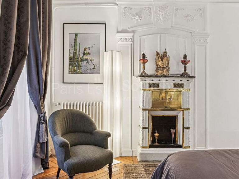 Apartment Paris 10e - 3 bedrooms - 176m²