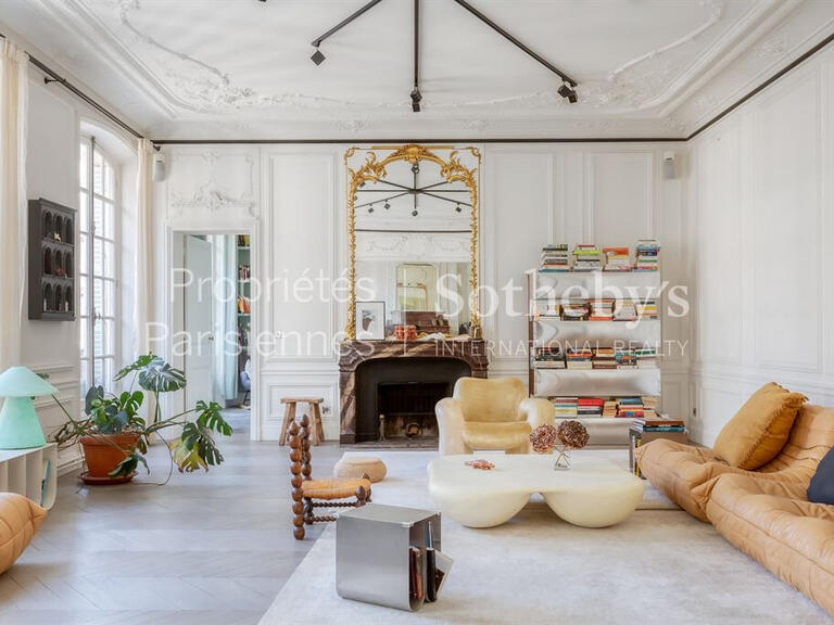 Apartment Paris 10e - 4 bedrooms - 205m²