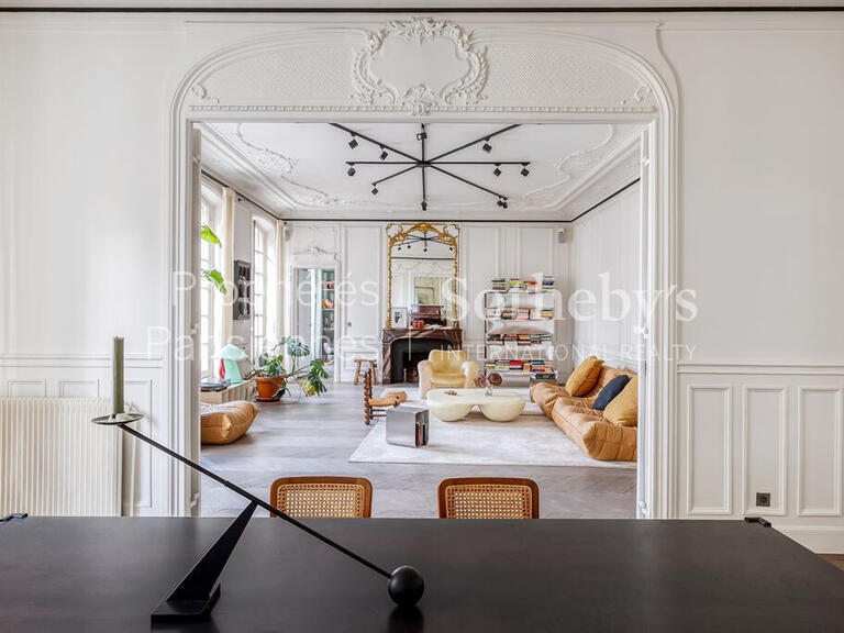 Apartment Paris 10e - 4 bedrooms - 205m²