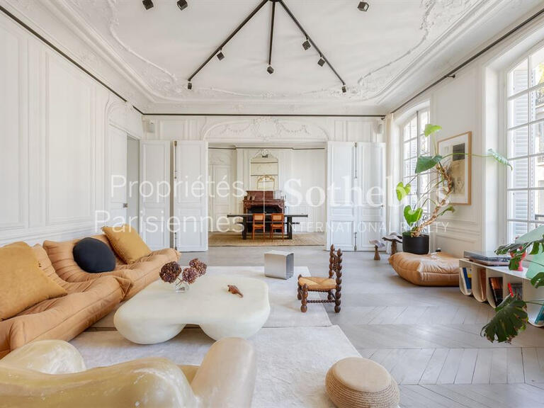 Apartment Paris 10e - 4 bedrooms - 205m²