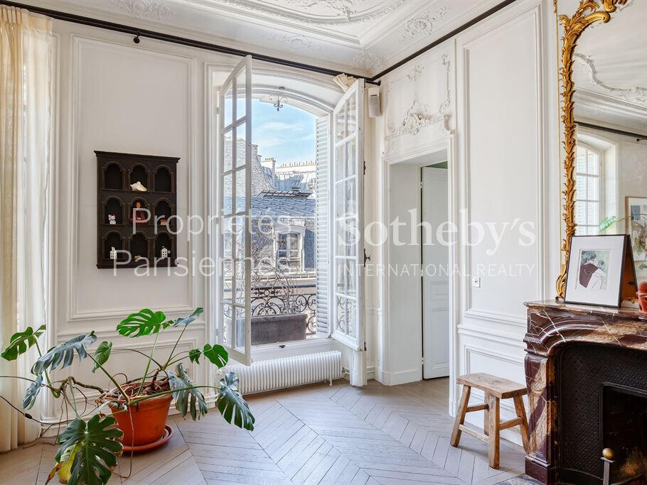 Apartment Paris 10e