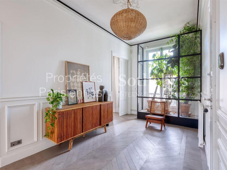 Apartment Paris 10e - 4 bedrooms - 205m²