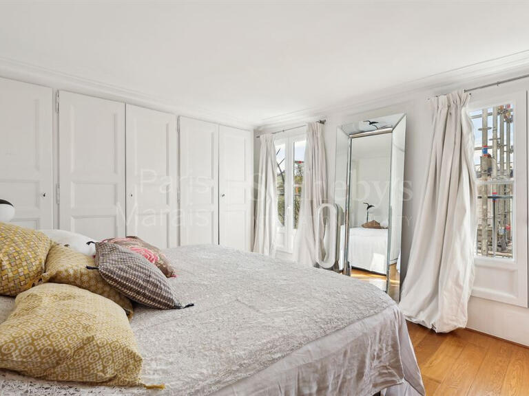 Apartment Paris 11e - 5 bedrooms - 138m²