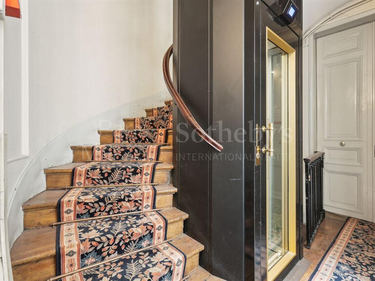 Apartment Paris 11e - 5 bedrooms - 138m²