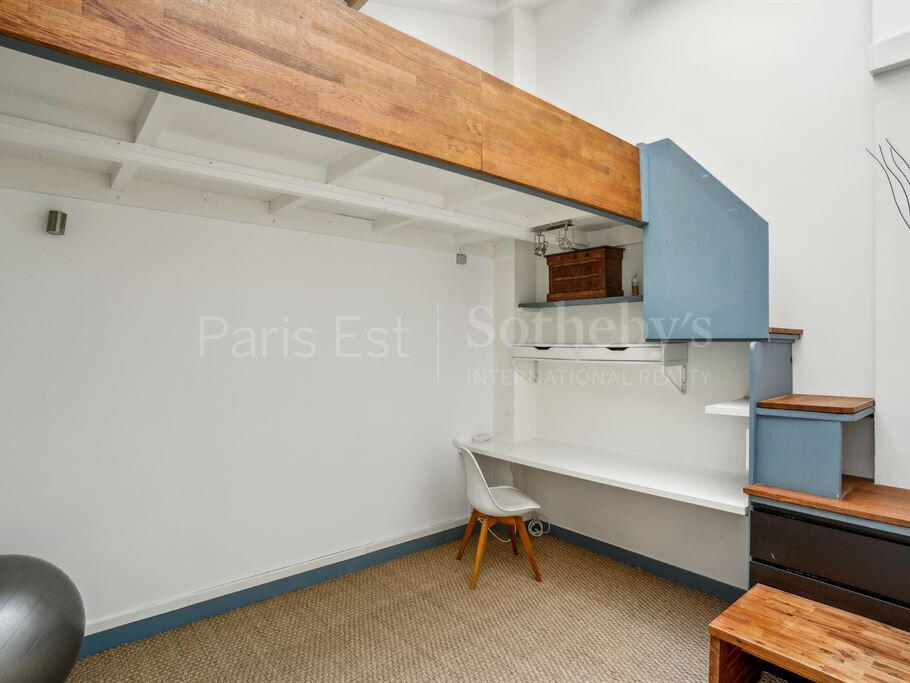 Apartment Paris 11e