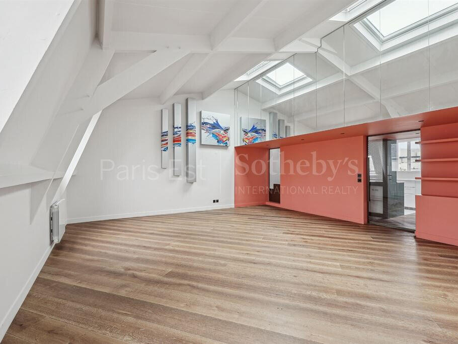 Apartment Paris 11e