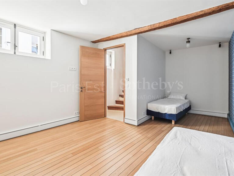 Sale House Paris 11e - 4 bedrooms