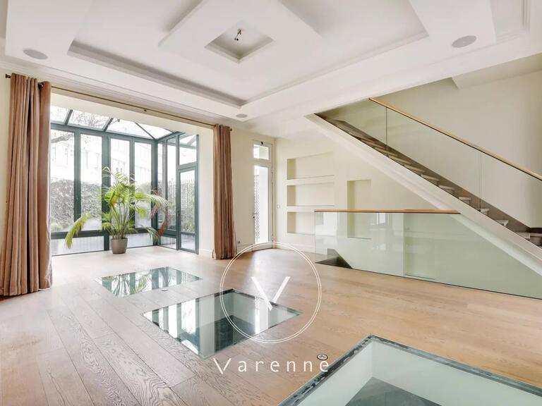 Sale Apartment Paris 14e