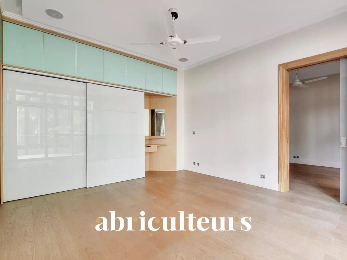 Apartment Paris 14e