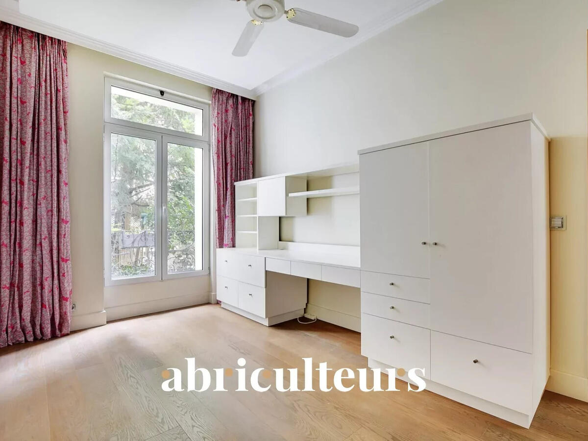 Apartment Paris 14e