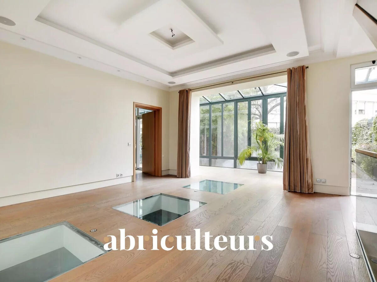 Apartment Paris 14e