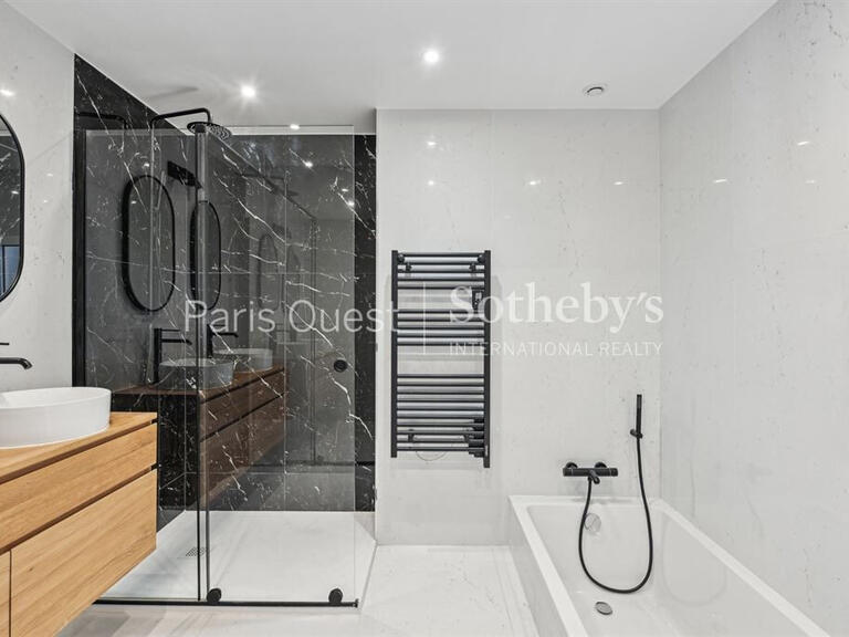 Appartement Paris 15e - 4 chambres - 178m²