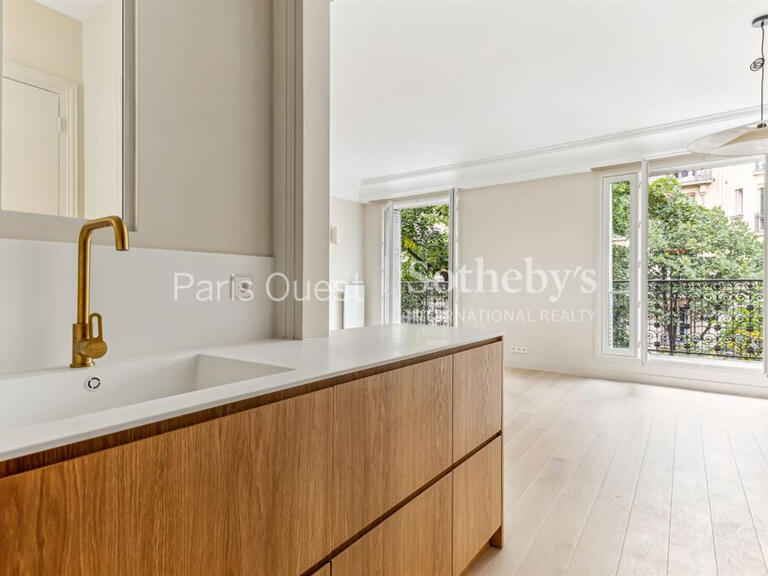 Apartment Paris 15e - 3 bedrooms - 104m²