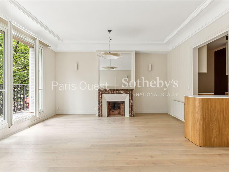 Apartment Paris 15e