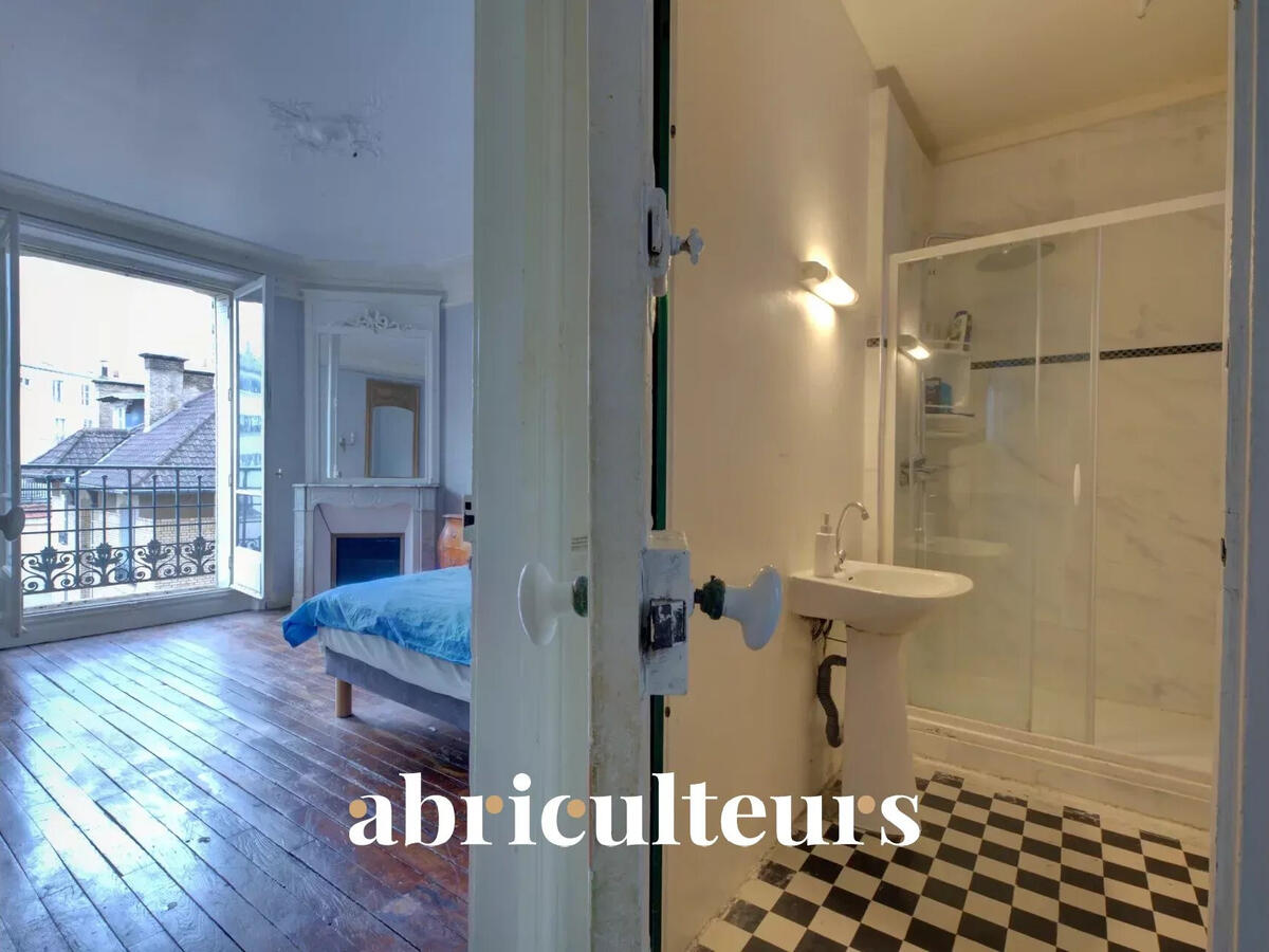 Apartment Paris 15e