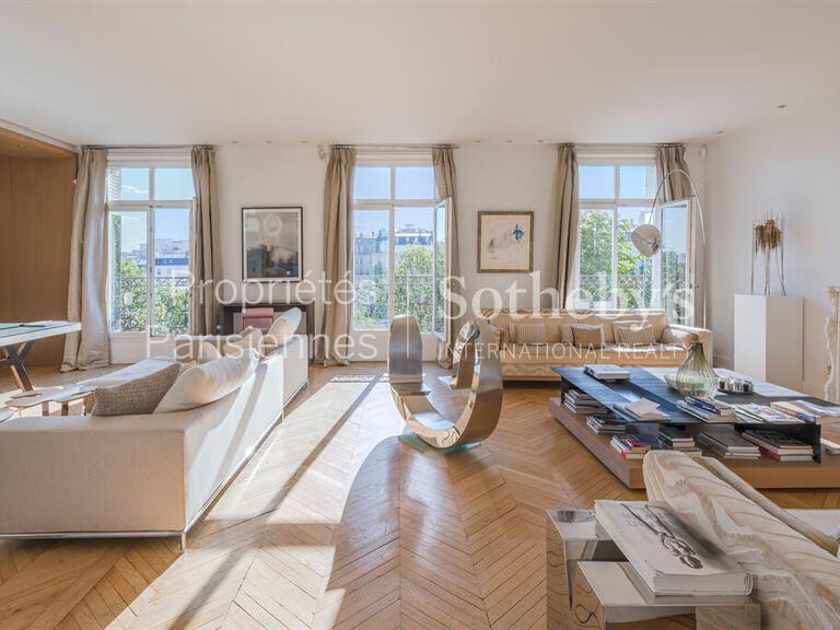 Appartement Paris 16e - 4 chambres - 270m²