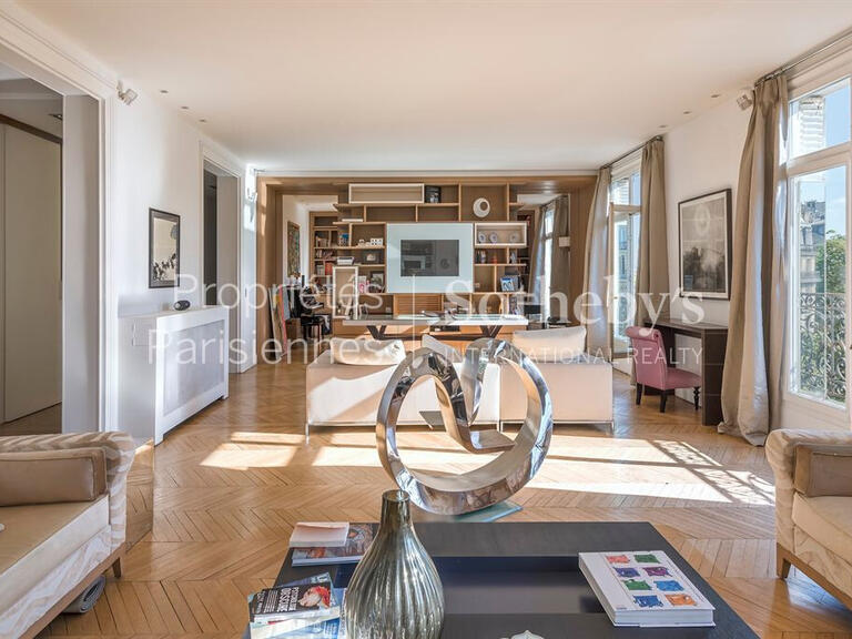 Appartement Paris 16e - 4 chambres - 270m²