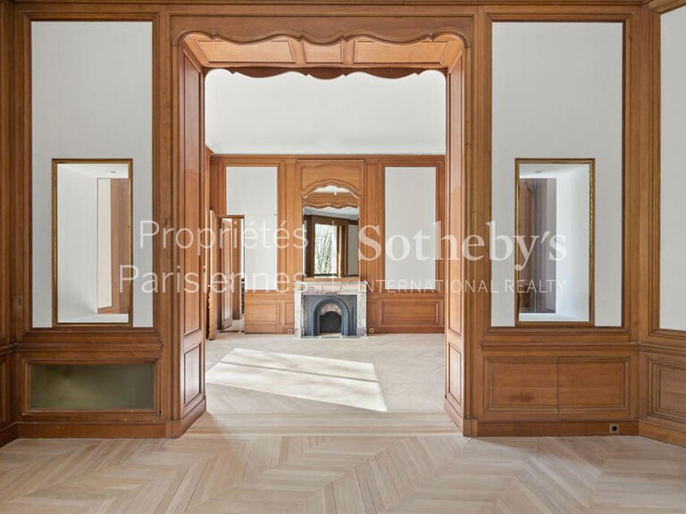 Apartment Paris 16e - 3 bedrooms - 307m²