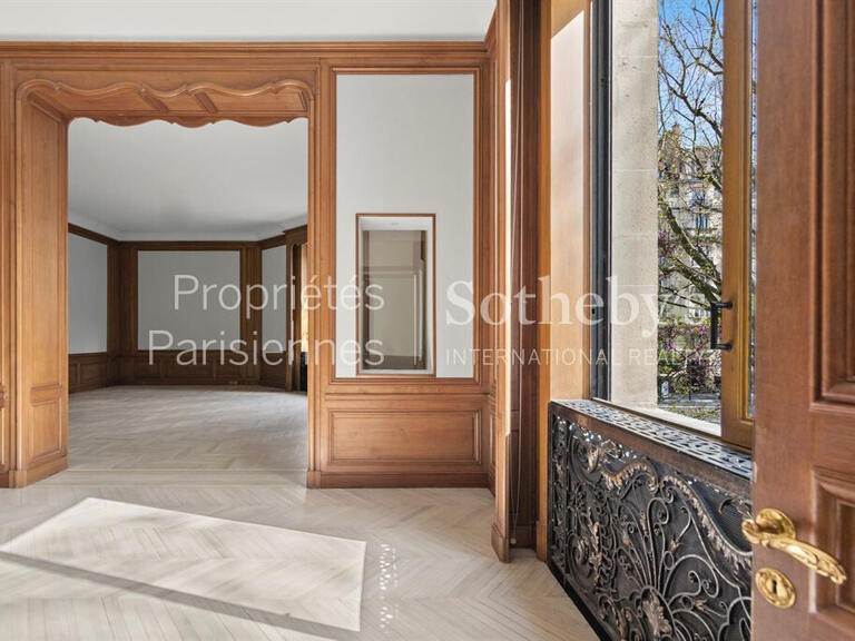 Apartment Paris 16e - 3 bedrooms - 307m²