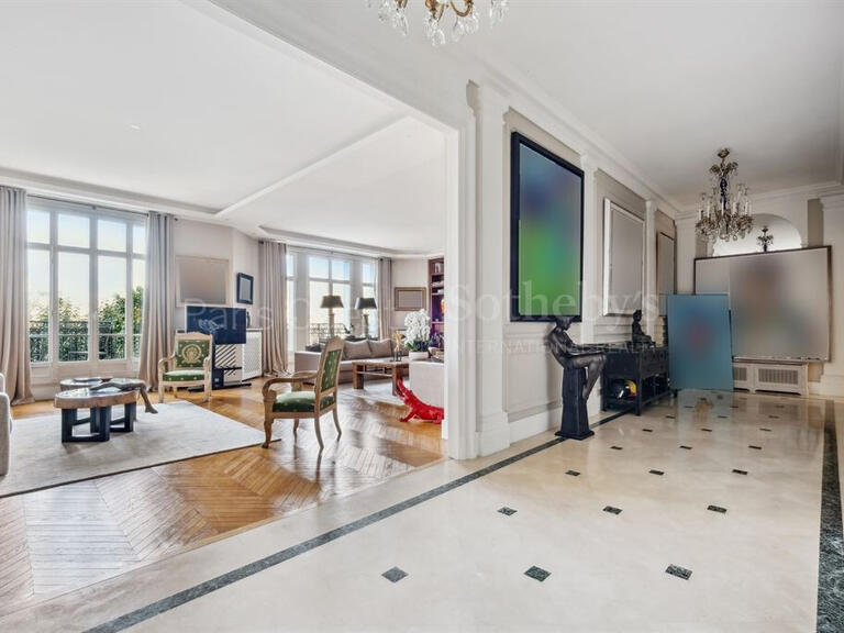 Appartement Paris 16e - 4 chambres - 307m²