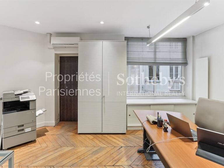 Sale Apartment Paris 16e