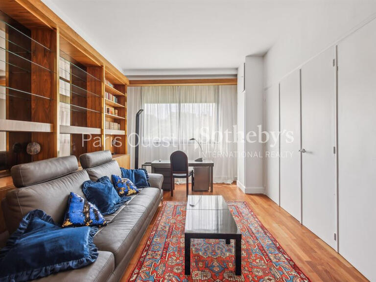 Apartment Paris 16e - 1 bedroom - 133m²