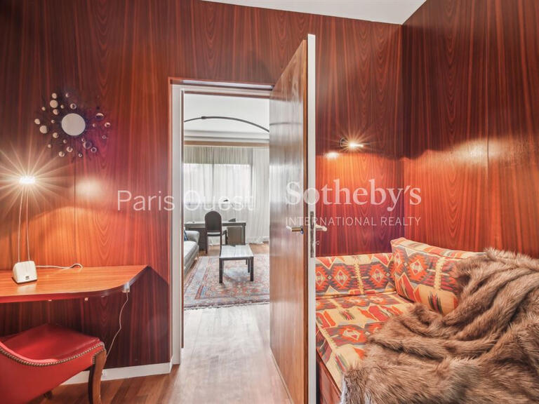 Apartment Paris 16e - 1 bedroom - 133m²