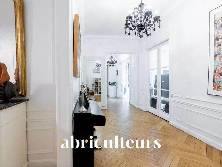 Apartment Paris 16e - 4 bedrooms - 198m²