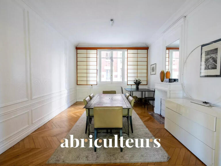 Appartement Paris 16e - 4 chambres - 198m²